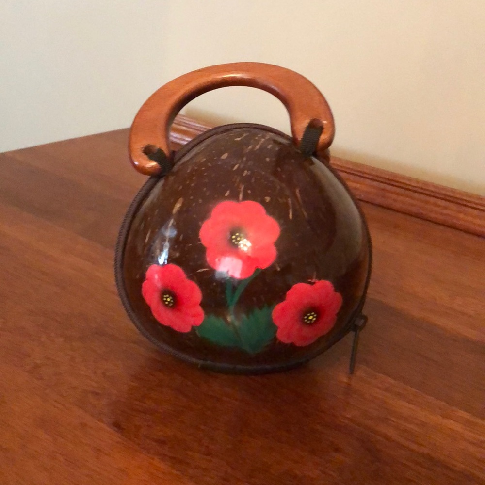 Coconut Purse